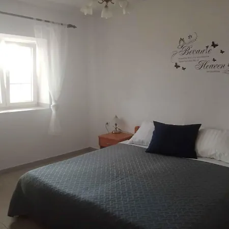 Two-bedroom Near Sea 2 *
