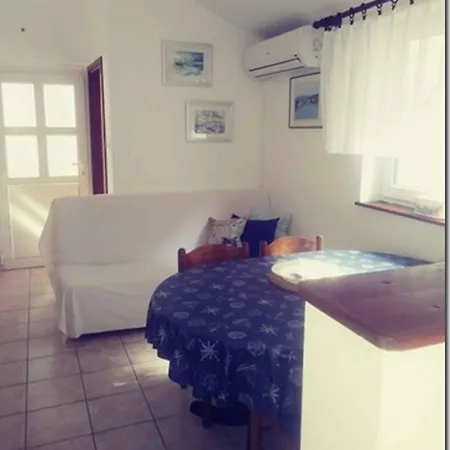 Apartment Two-bedroom Near Sea 2