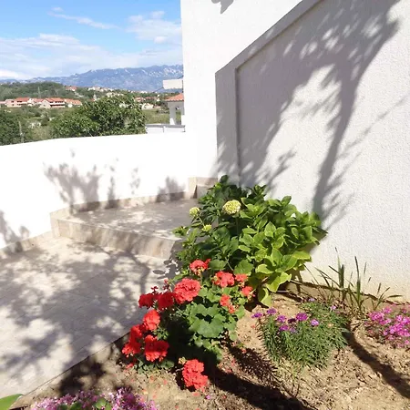 Two-bedroom Near Sea 2 Apartment